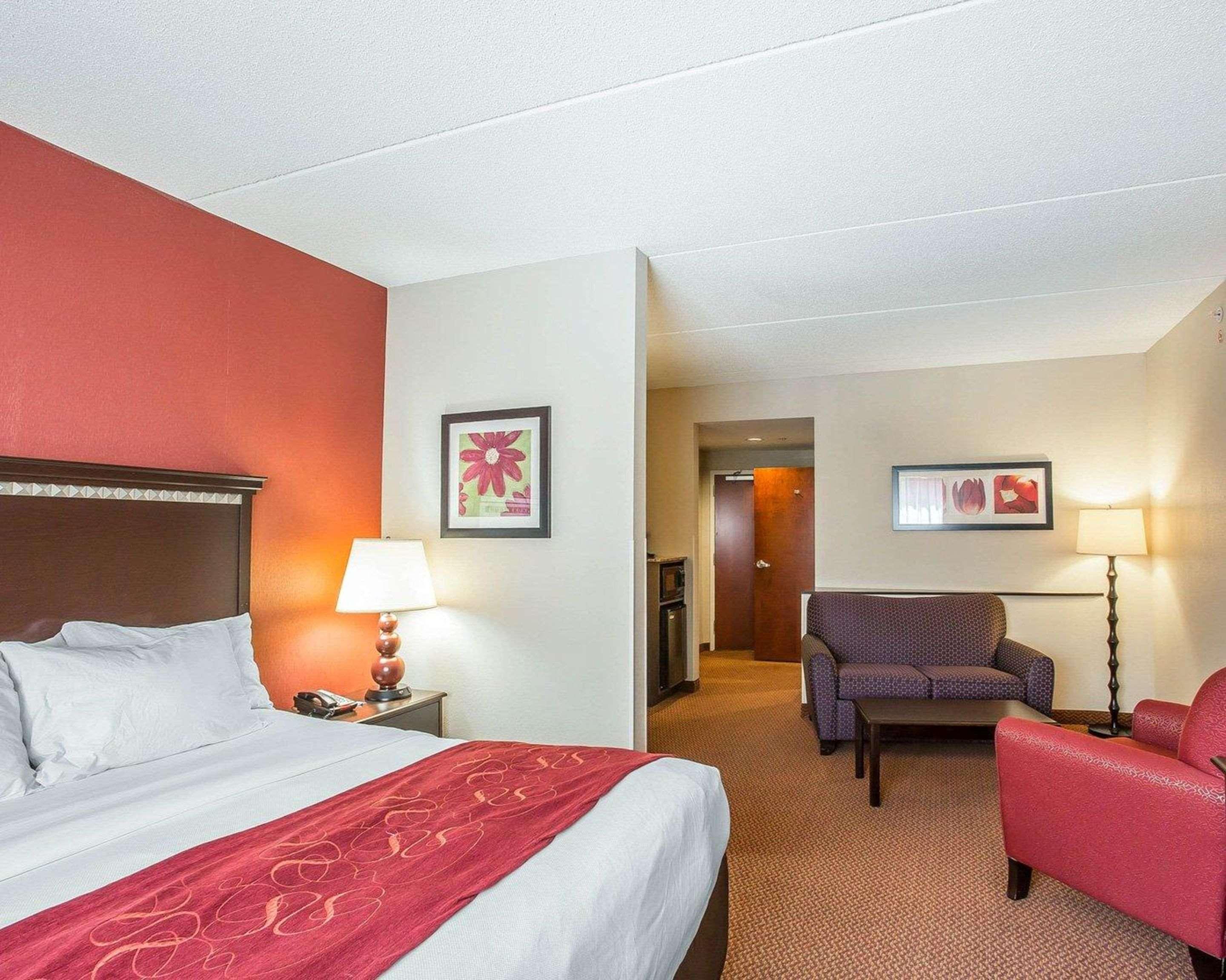 Comfort Suites Manchester Dış mekan fotoğraf